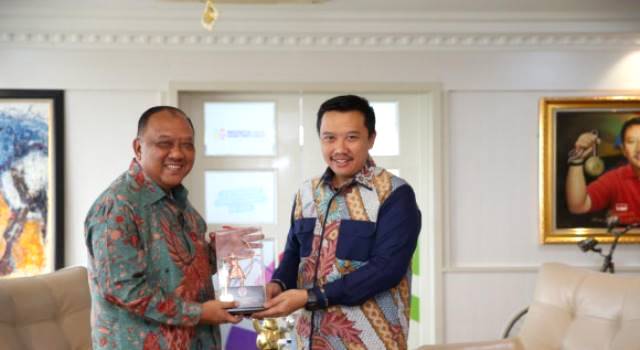 Calon Ketua Umum KONI, Marciano Norman Langsung Minta Restu Menpora