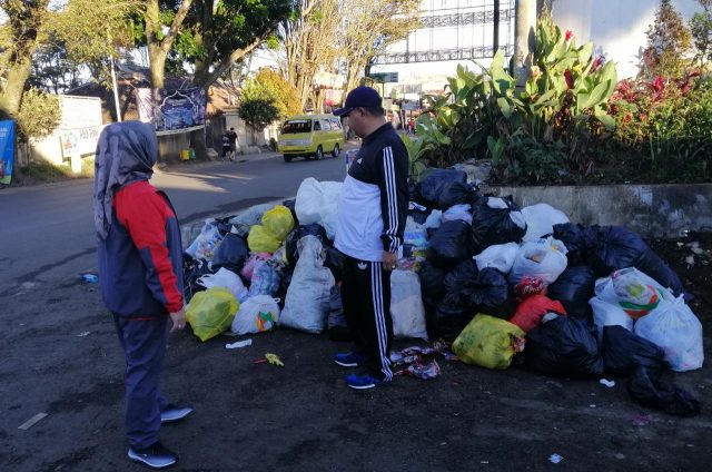 Selama Libur Lebaran Volume Sampah di KBB Mencapai 52 Ton