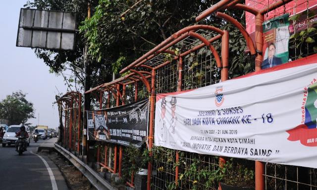 Pemasangan Baliho dan Spanduk Banyak Melanggar