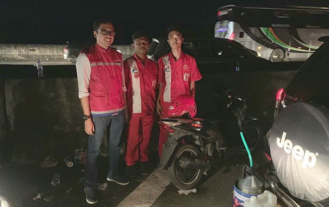 Heroik, Ini Sepenggal Kisah Petugas Satgas Melayani Pemudik Heroik, Ini Sepenggal Kisah Petugas Satgas Melayani Pemudik