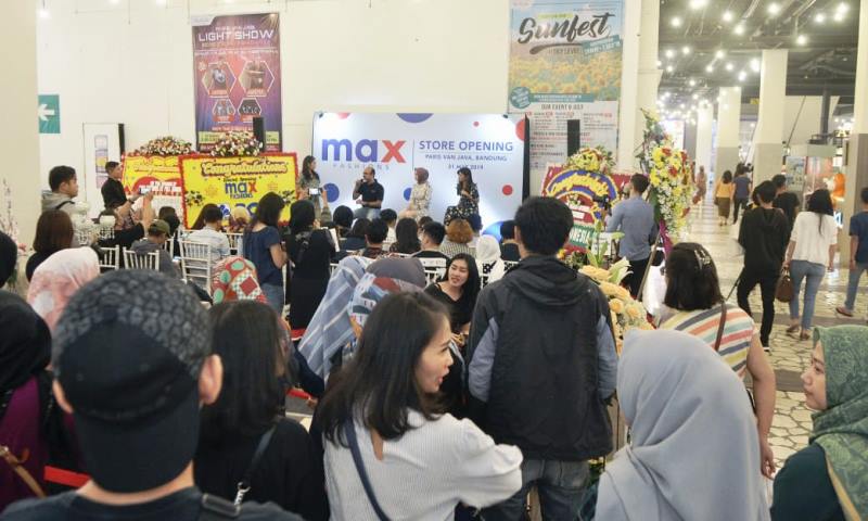 Max Fashions Merayakan Pembukaan Gerai Pertama di Paris Van Java Bandung