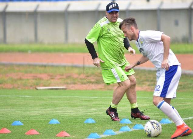 Robert Evaluasi Seluruh Pemain