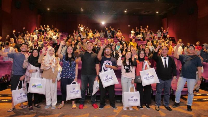 bjb WideSCREEN Gebrak Jakarta dengan Men in Black: International