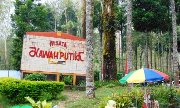 Dorong Pemberdayaan Kebudayaan di Lokasi Wisata Dorong Pemberdayaan Kebudayaan di Lokasi Wisata