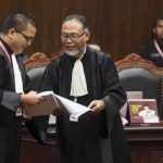 Masyarakat Diminta Terima Putusan MK