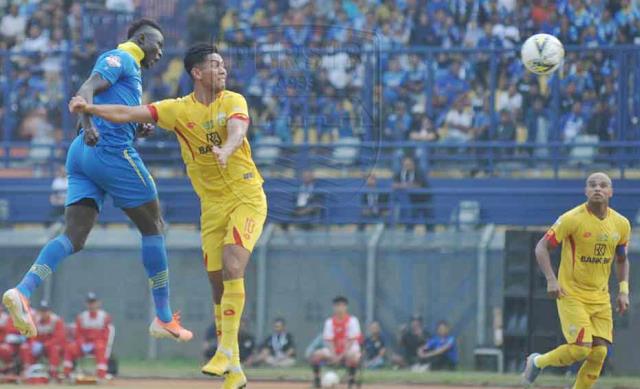 Dipermalukan di Hadapan Bobotoh