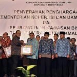 16 Tokoh Jabar Raih Penghargaan Harkopnas