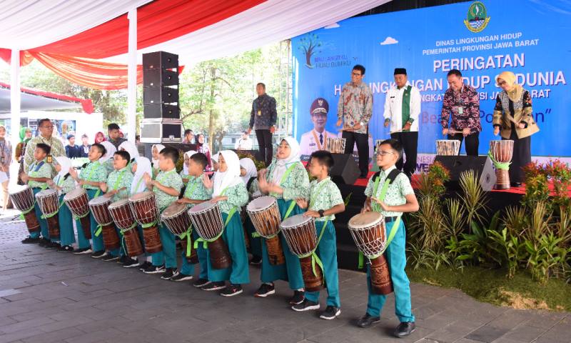 Pemdaprov Jabar Peringati Hari Lingkungan Hidup