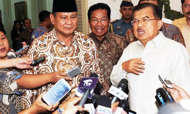 Aktor-Aktor Pembisik Atur Siasat