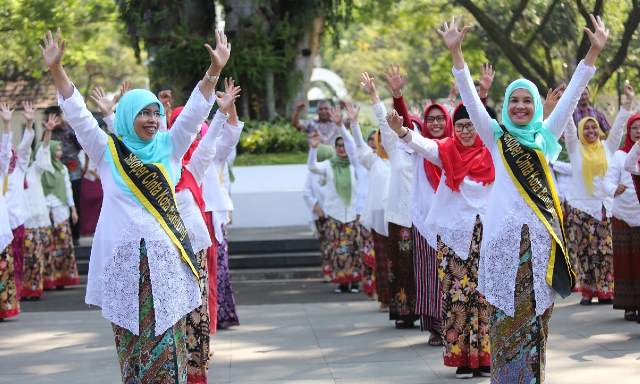 Kota Bandung Luncurkan Sekoper Cinta