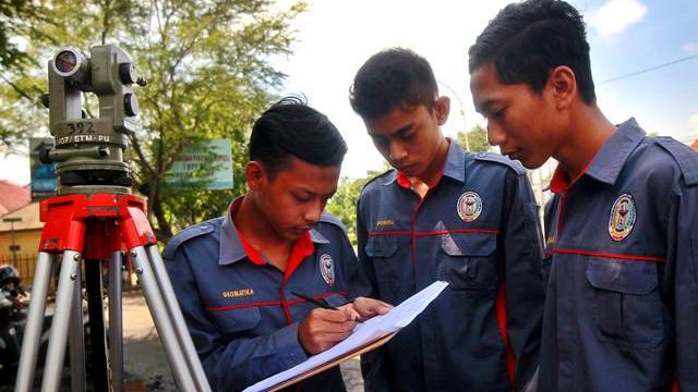 Kemendikbud Sepakat Rombak SMK Kemendikbud Sepakat Rombak SMK