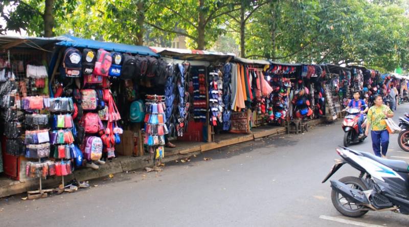 Penertiban PKL Perlu Dicarikan Solusi Penertiban PKL Perlu Dicarikan Solusi