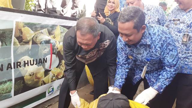 Canangkan Gerakan Memanen Air Hujan