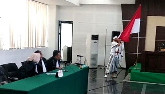 Vonis 3 Tahun Penjara untuk Habib Bahar