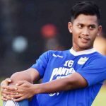 Bek Muda Persib Berpeluang Main Hadapi Persebaya