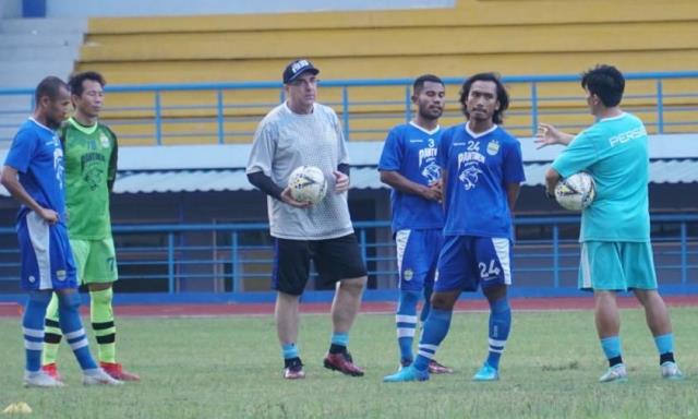 Usai Dibantai Persebaya, Persib Gelar Evaluasi