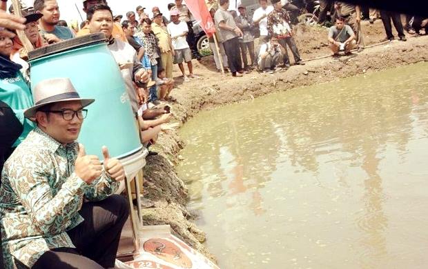 Tingkat Kemiskinan Turun, Pemprov Jabar Makin Gencar Bangun Desa Tingkat Kemiskinan Turun, Pemprov Jabar Makin Gencar Bangun Desa