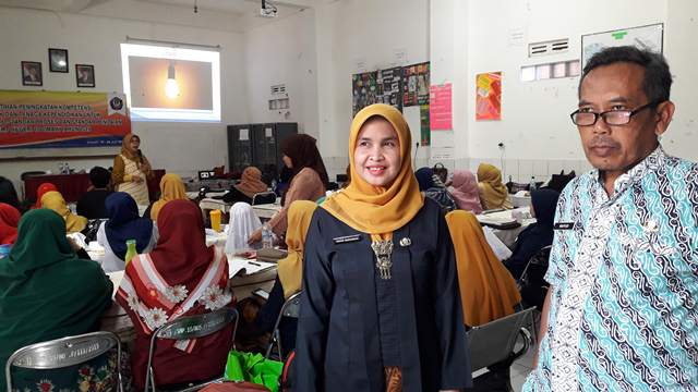 SMPN 10 Cimahi Beri Pelatihan pada Guru dan Tenaga Pendidik