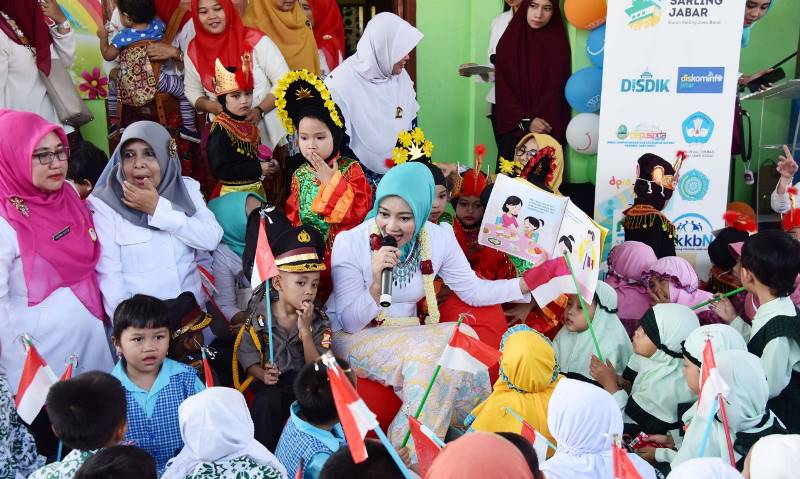 Atalia Praratya Dorong Motivasi Anak-anak Makan Ikan Lewat ‘Mia dan Ikan Goreng’
