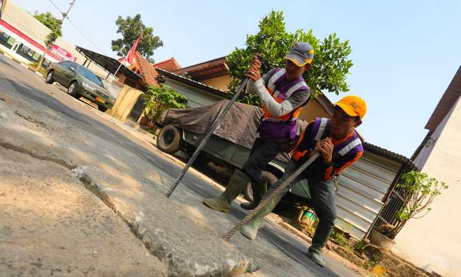 Pemkot Genjot Pembangunan Infrastruktur Pemkot Genjot Pembangunan Infrastruktur