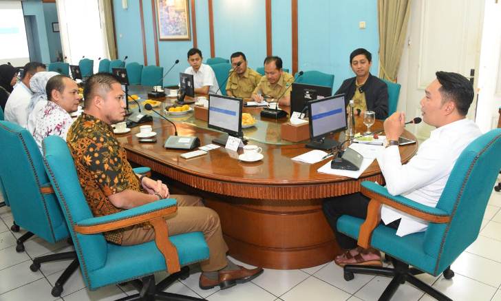 Gubernur Jabar Dukung UMMA Indonesia sebagai Inovasi dalam Kehidupan Beragama Gubernur Jabar Dukung UMMA Indonesia sebagai Inovasi dalam Kehidupan Beragama