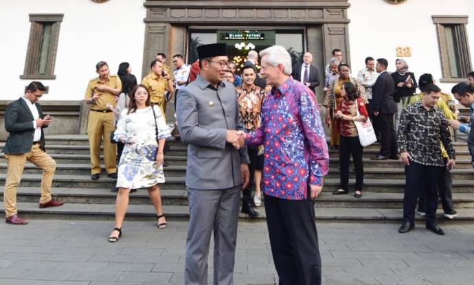 Sambut Penasihat PM Inggris di Gedung Sate, Ridwan Kamil Beberkan Potensi Investasi Jabar