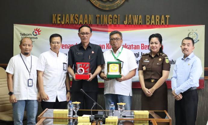 Telkom Jalin Kerjasama Strategis dengan Kejati Jabar