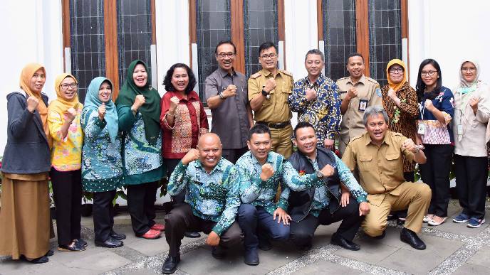 Tim Verifikasi Tinjau Delapan Kabupaten/Kota di Jabar yang Tidak Lolos Penilaian KKS Tim Verifikasi Tinjau Delapan Kabupaten/Kota di Jabar yang Tidak Lolos Penilaian KKS