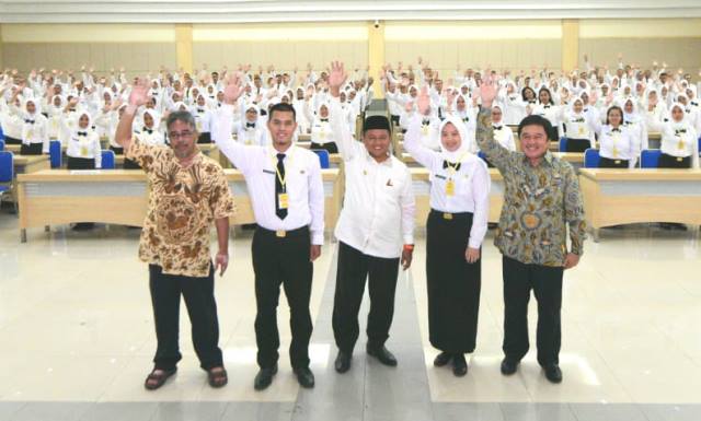 Uu Ruzhanul Minta ASN Pemdaprov Jabar Ngabret