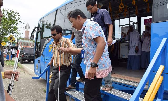 Segera Hadirkan Bus Ramah Disabilitas Segera Hadirkan Bus Ramah Disabilitas