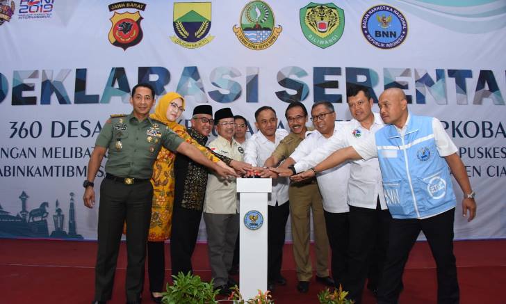 Deklarasi Serentak 360 Desa dan Kelurahan di Jabar untuk Memberantas Narkoba