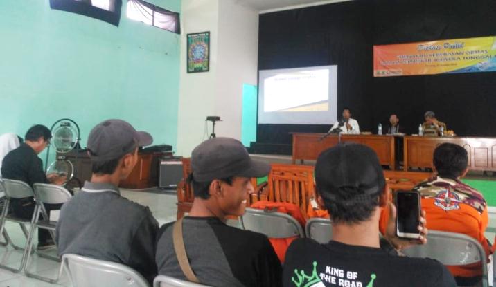 Diskusi Publik Untuk Mendeteksi Paham Komunis LSM forum bakesbangpol