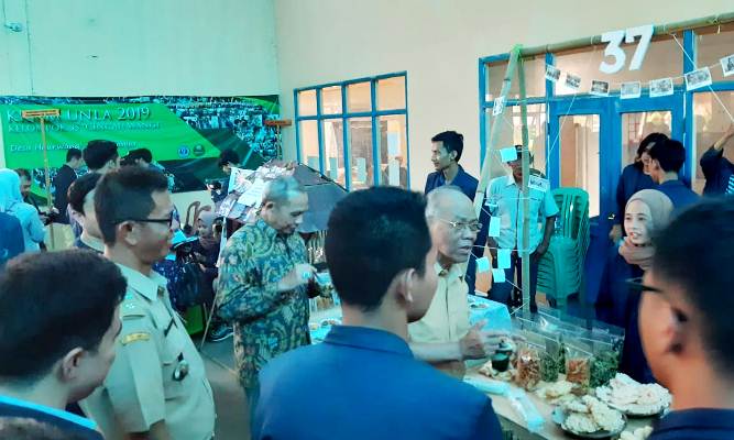 Edukasi Masyarakat Melalui KKN Edukasi Masyarakat Melalui KKN