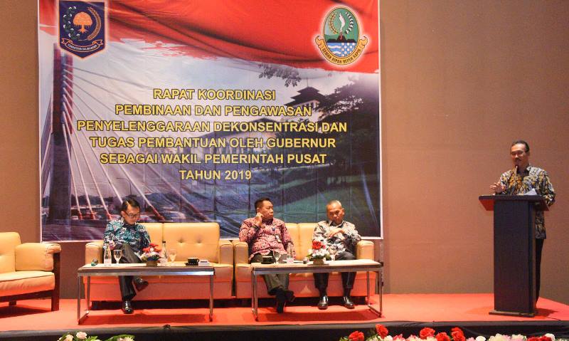Upaya Pemdaprov Jabar Menyinergikan Pembangunan dengan 27 Pemda Kabupaten/Kota Upaya Pemdaprov Jabar Menyinergikan Pembangunan dengan 27 Pemda Kabupaten/Kota