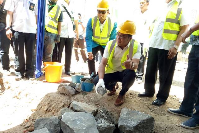 Pembangunan Gedung GGM Molor