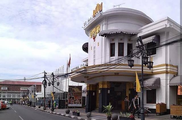 De Majestic Jadi Pusat Seni dan Budaya