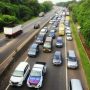 Jumlah kendaraan yang meninggalkan wilayah Jabodetabek melalui empat gerbang tol tercatat 150.000 untuk menuju keberbagai wilayah