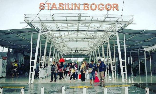 Kembangkan Jaringan Transportasi Massal