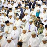 Peringati HJKB ke-209, Ribuan Orang Ikuti Salat Subuh Berjamaah