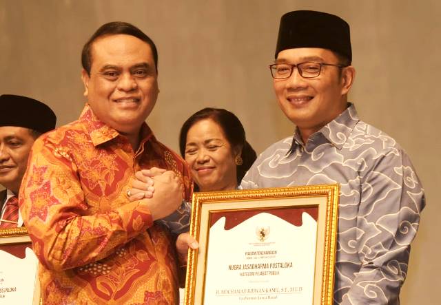49 Perhargaan Berhasil Diraih Pemprov