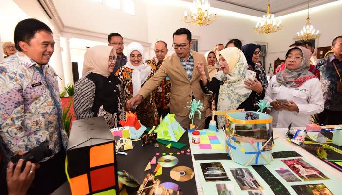 Ridwan Kamil Harap Fantastic 30 Berkontribusi Tingkatkan Kepariwisataan Jabar Ridwan Kamil Harap Fantastic 30 Berkontribusi Tingkatkan Kepariwisataan Jabar
