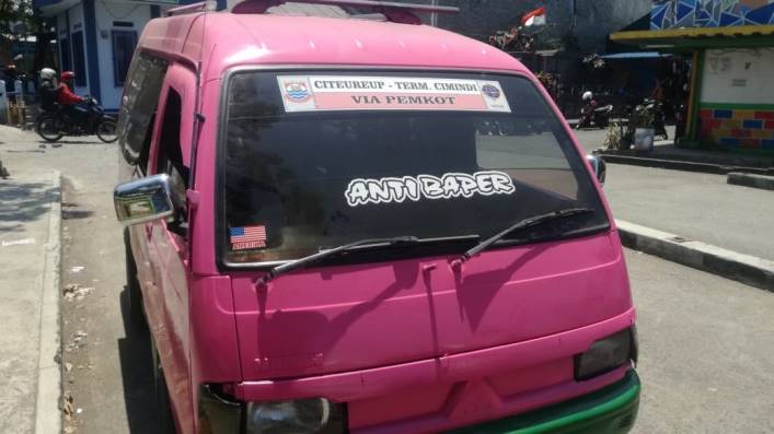 Sepekan Beroperasi Angkot Trayek Baru Masih Sepi