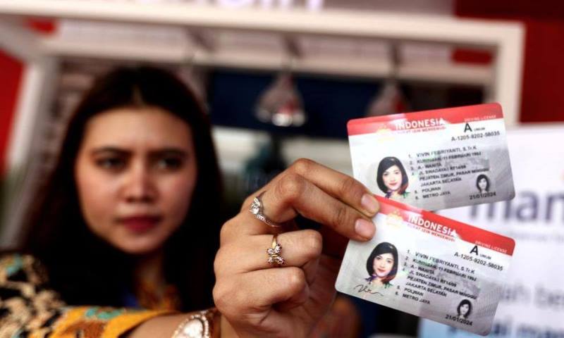 Smart SIM Resmi Diluncurkan Smart SIM Resmi Diluncurkan