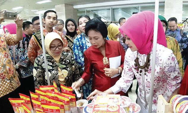 Jabar Smesco Festival Tampilkan ’Kujang Pusaka’ Jabar Smesco Festival Tampilkan ’Kujang Pusaka’