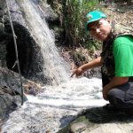 Tindak Industri yang Cemari Sungai Cileungsi