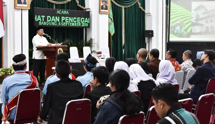 Wagub Jabar Imbau Netizen untuk Tabayyun demi Internet Sehat