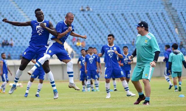 Bangun Kekompakan Tim Bangun Kekompakan Tim