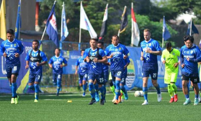 Laga Perdana, Siap Curi Poin