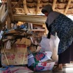 Sawah Mengering, Petani Pilih Jual Barang Rongsokan