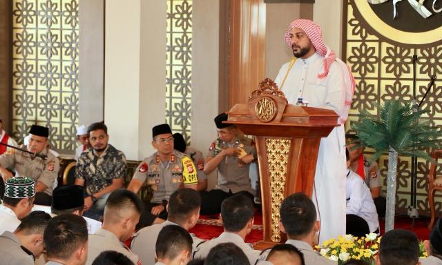 Polda Jabar dan Syekh Ali Jaber Doakan Papua